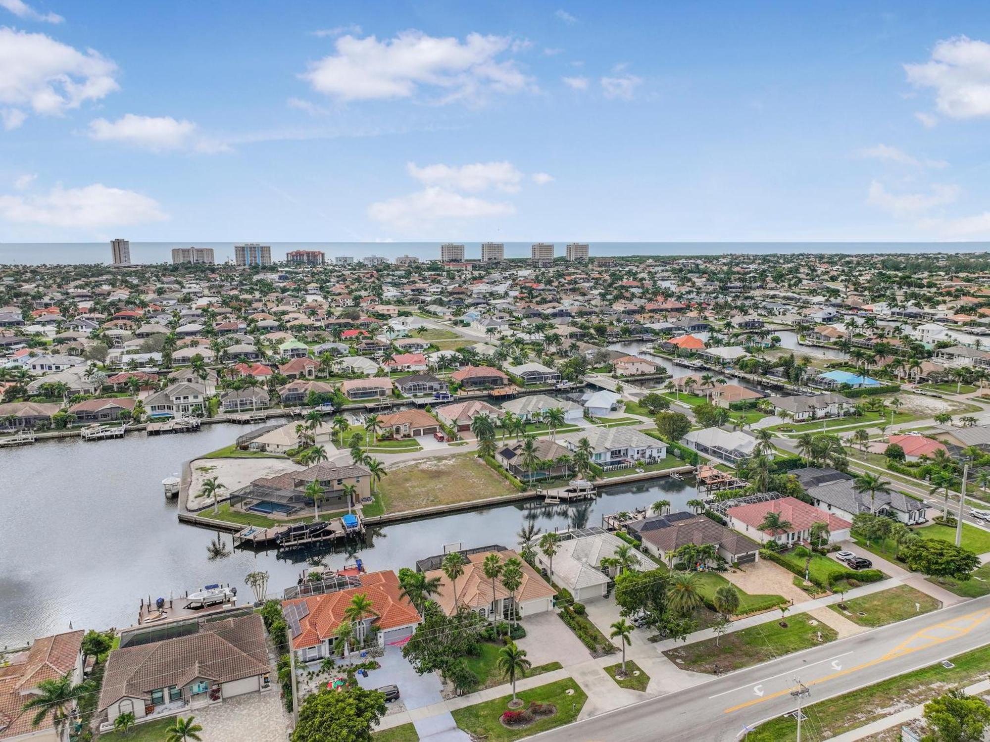 Villa 396 Bald Eagle Drive à Marco Island Extérieur photo