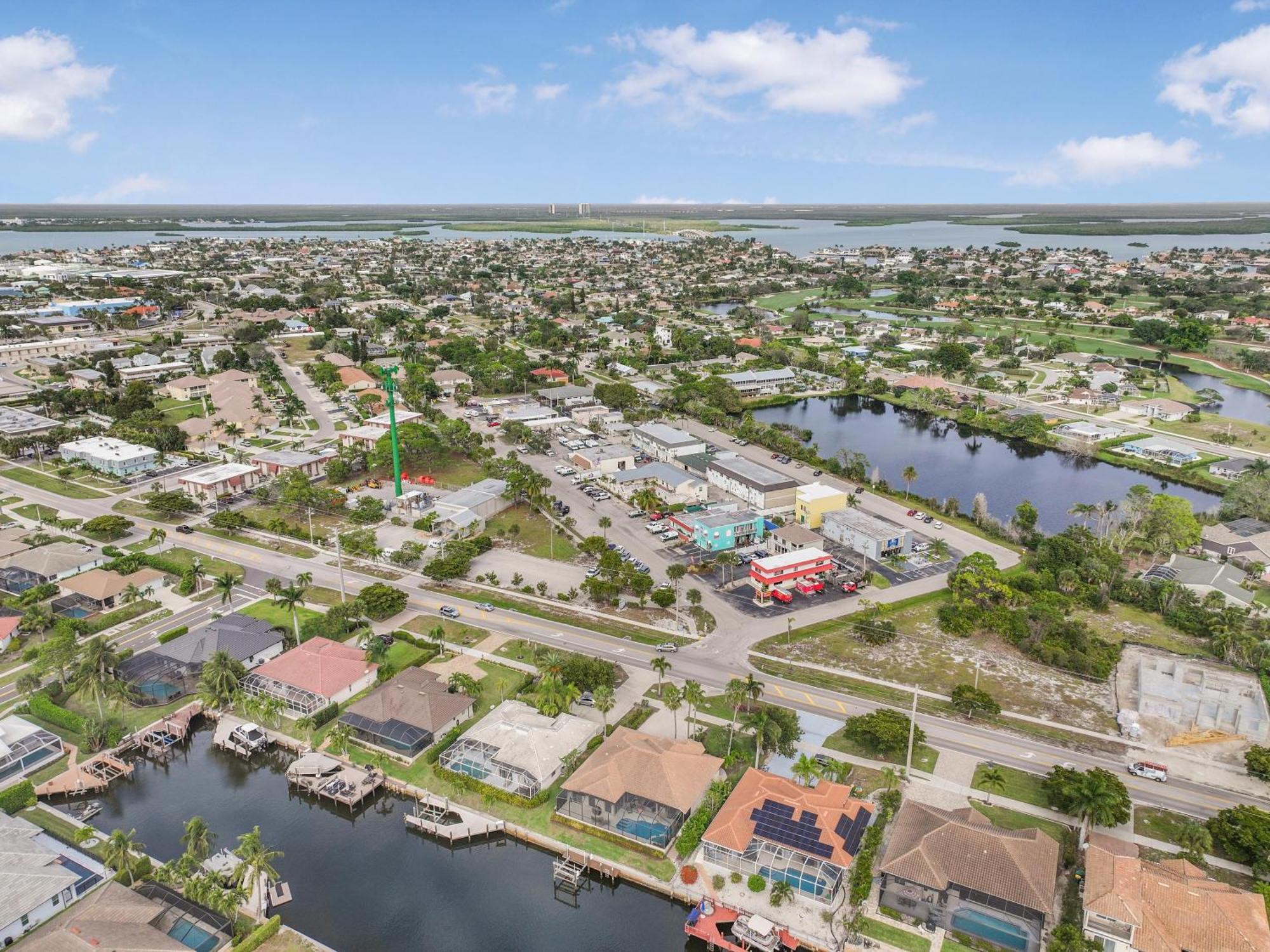 Villa 396 Bald Eagle Drive à Marco Island Extérieur photo